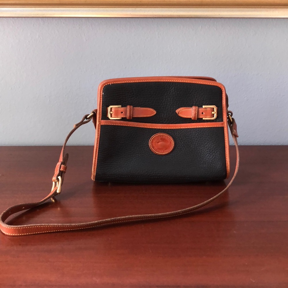 Dooney & Bourke purse